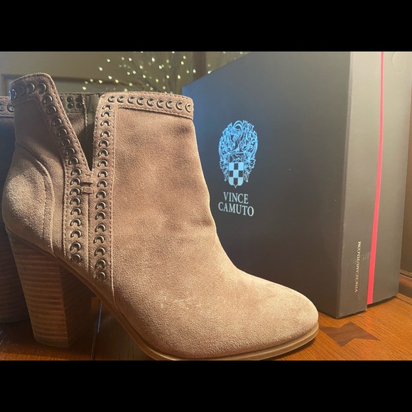 Vince Camuto booties - Picture 2 of 2